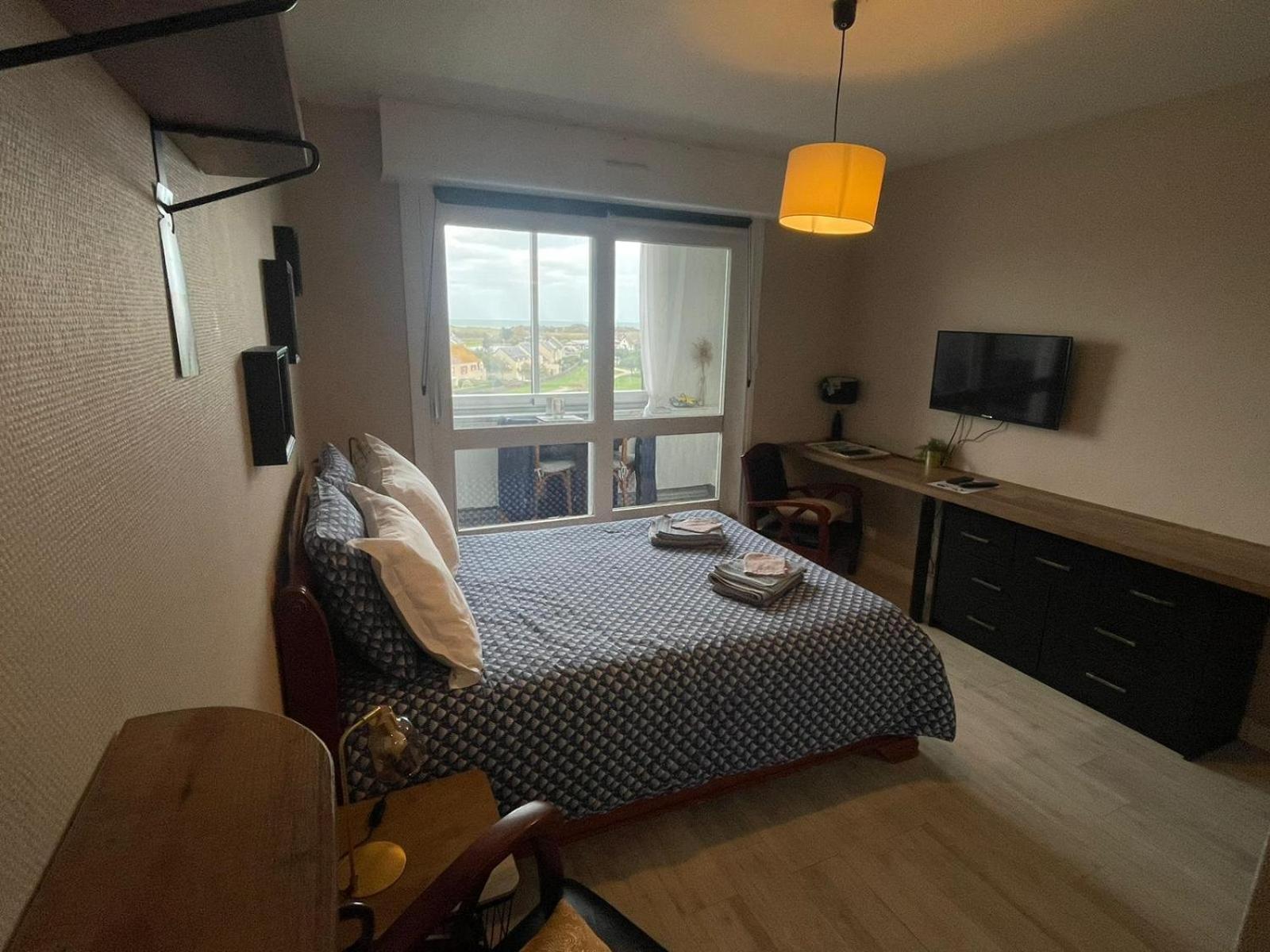 Studio 24 - Coucher De Soleil & Vue Mer Courseulles-sur-Mer Zewnętrze zdjęcie